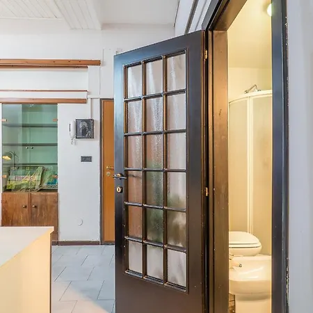 Nights In - Via Carlo Mayr Con Wi-fi Gratuito E Terrazzo Condominiale *