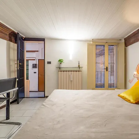 Apartment Nights In - Via Carlo Mayr Con Wi-fi Gratuito E Terrazzo Condominiale Ferrara