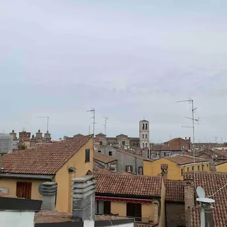 Nights In - Via Carlo Mayr Con Wi-fi Gratuito E Terrazzo Condominiale * Ferrara