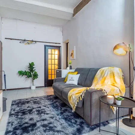 Nights In - Via Carlo Mayr Con Wi-fi Gratuito E Terrazzo Condominiale Apartment *