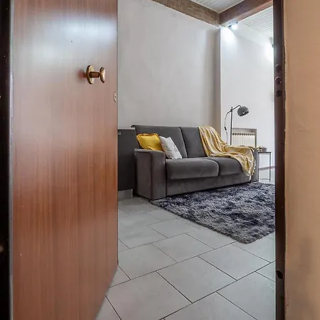 Apartment Nights In - Via Carlo Mayr Con Wi-fi Gratuito E Terrazzo Condominiale Ferrara