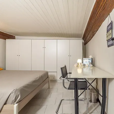 Nights In - Via Carlo Mayr Con Wi-fi Gratuito E Terrazzo Condominiale Apartment Ferrara