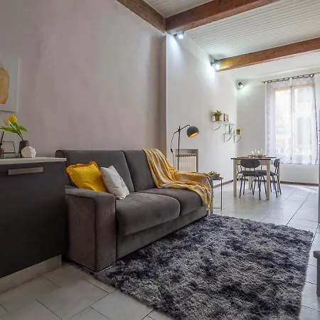 Nights In - Via Carlo Mayr Con Wi-fi Gratuito E Terrazzo Condominiale